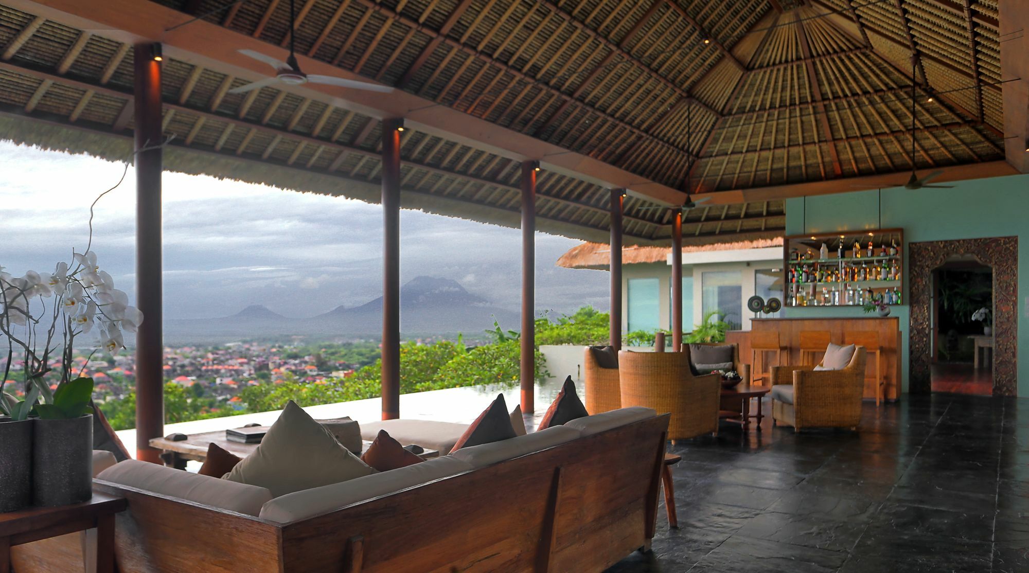 Hotel The Longhouse, Jimbaran - Bali Exterior foto